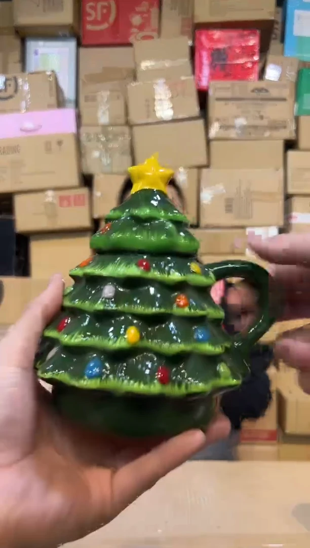 【闪购商品】杯绿色圣诞树带盖杯