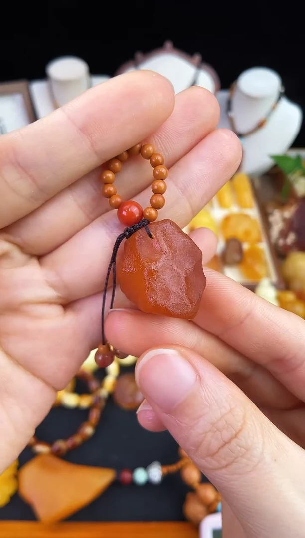 琥珀未镶嵌珠宝奇石柒月
