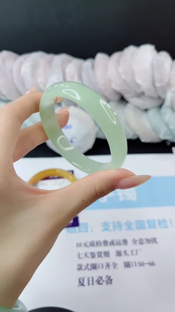 未镶嵌手镯石英质玉多样性发货L187