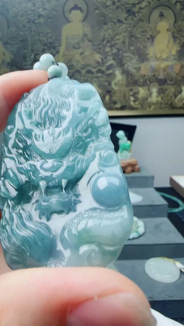 翡翠未镶嵌颈饰11111111111111