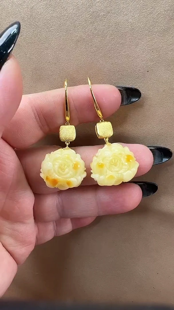 琥珀颈饰未镶嵌耳环