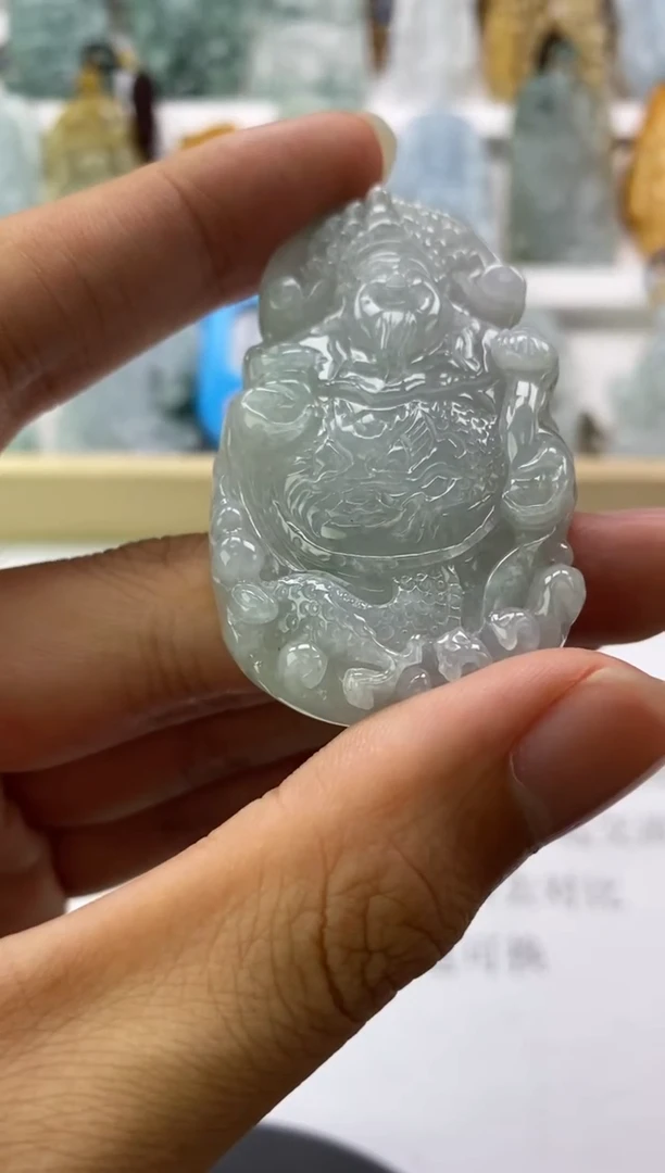 翡翠未镶嵌颈饰天然翡翠