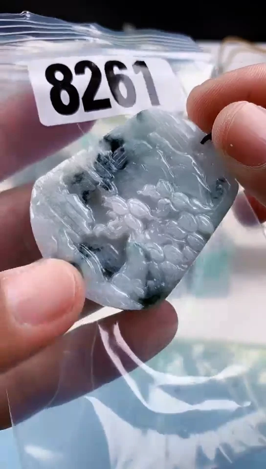 【闪购商品】翡翠挂件未镶嵌天然翡翠吊坠挂件