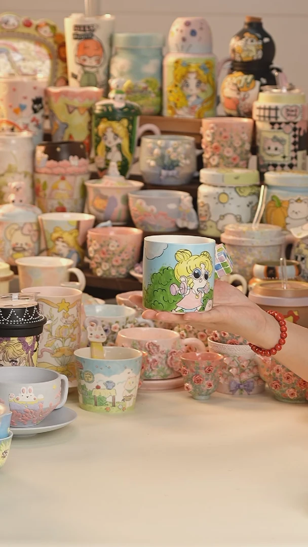 其他景德镇釉下彩手绘设计师款陶瓷