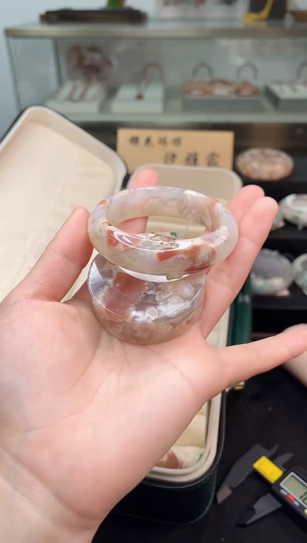 未镶嵌手镯石英质玉55圈口（赠品镯心）6751705