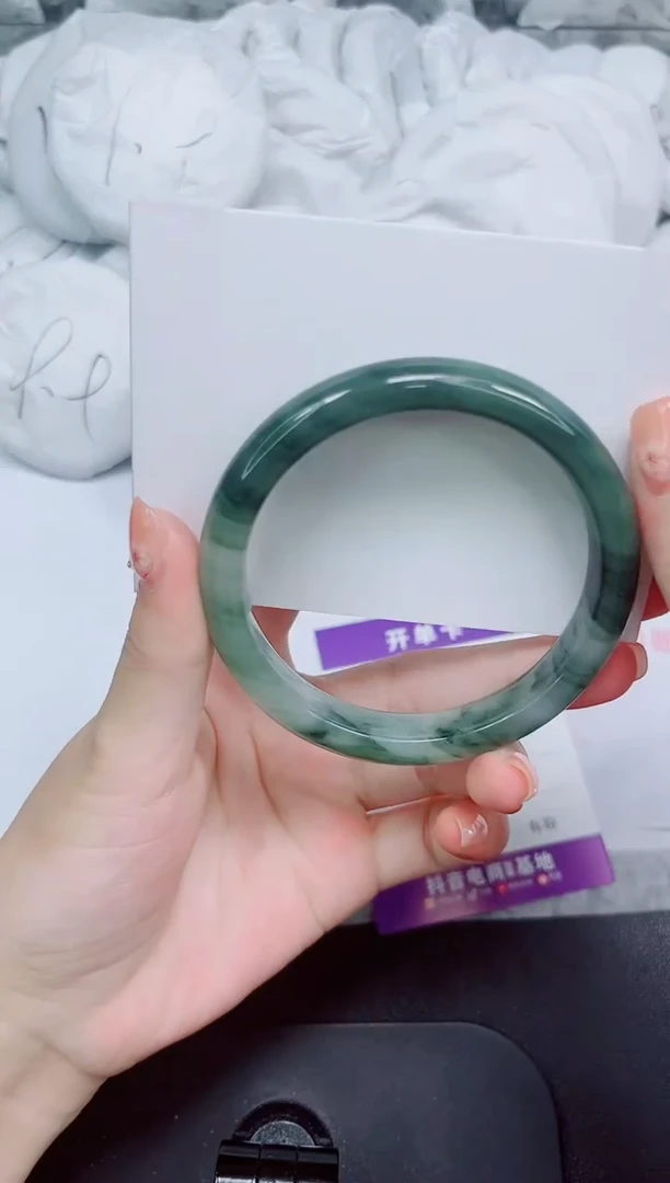 石英质玉手镯未镶嵌101-60