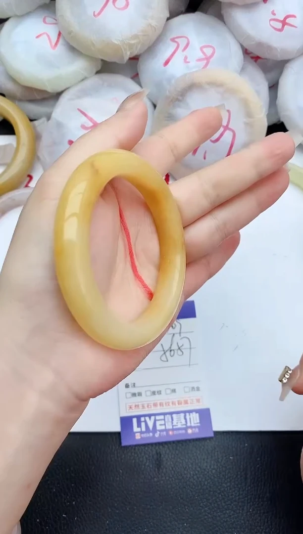 石英质玉手镯未镶嵌209+56/57