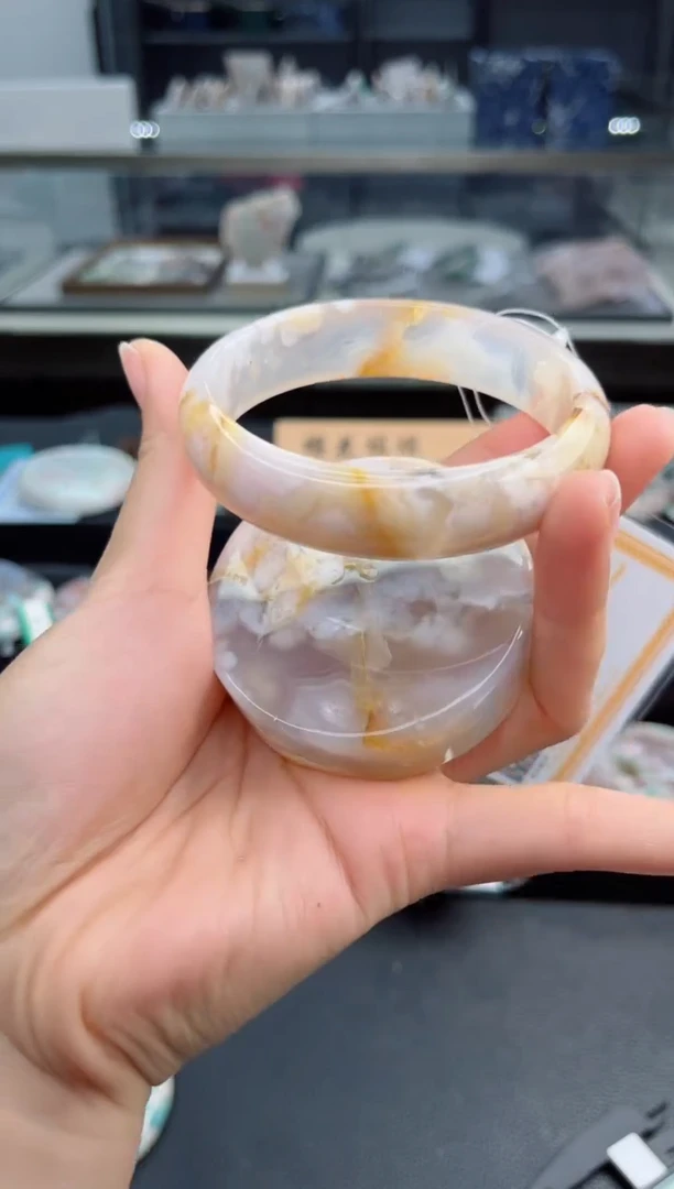 石英质玉手镯未镶嵌62圈口（赠送镯心）3600166