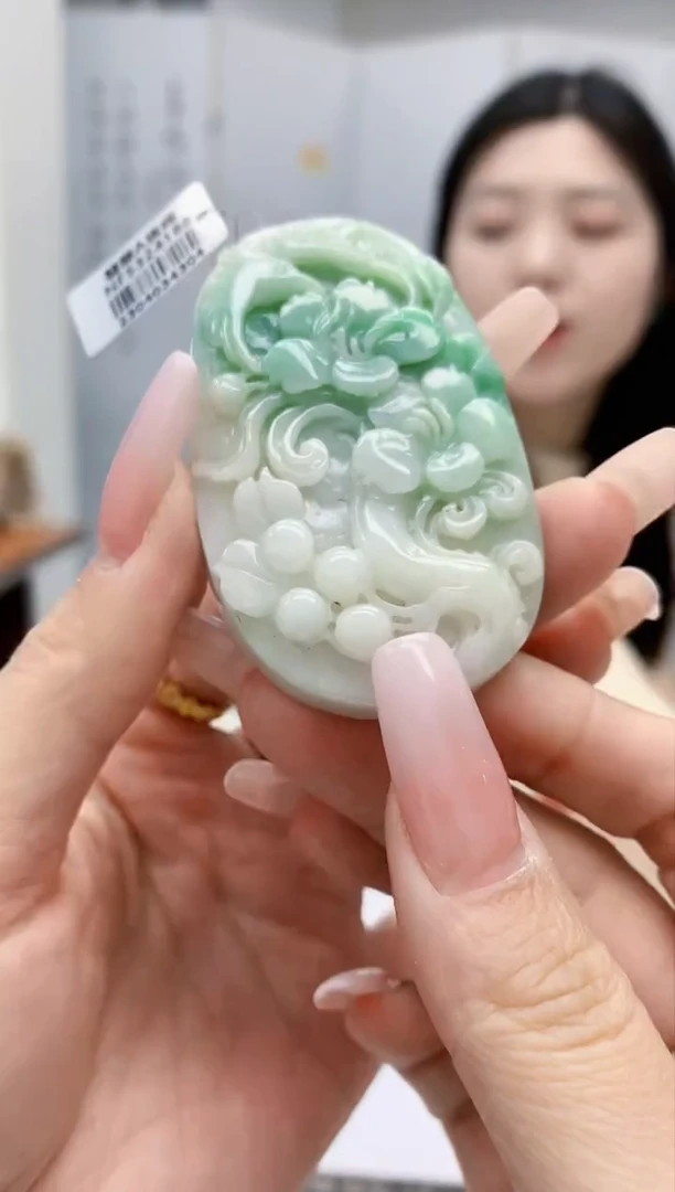 【闪购商品】定制翡翠未镶嵌0405lr-毛货挂件16