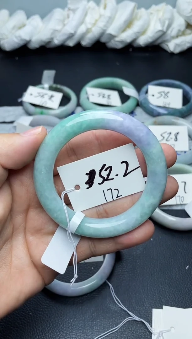 未镶嵌手镯翡翠172