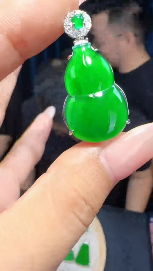 未镶嵌定制翡翠翡翠吊坠61