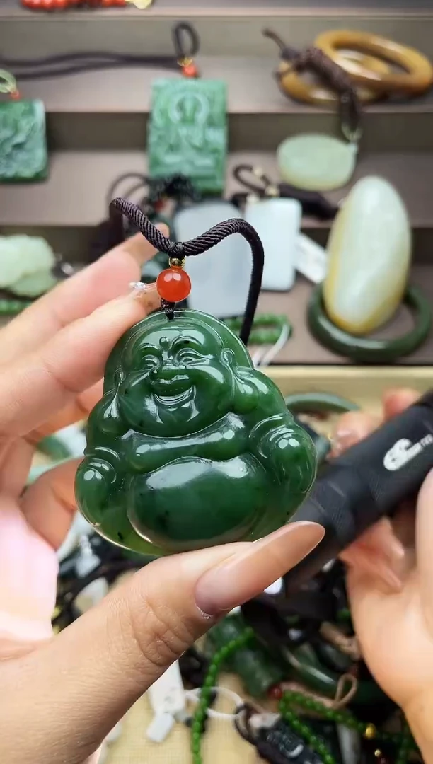 颈饰未镶嵌和田玉未镶嵌和田玉吊坠多样性拍一发一