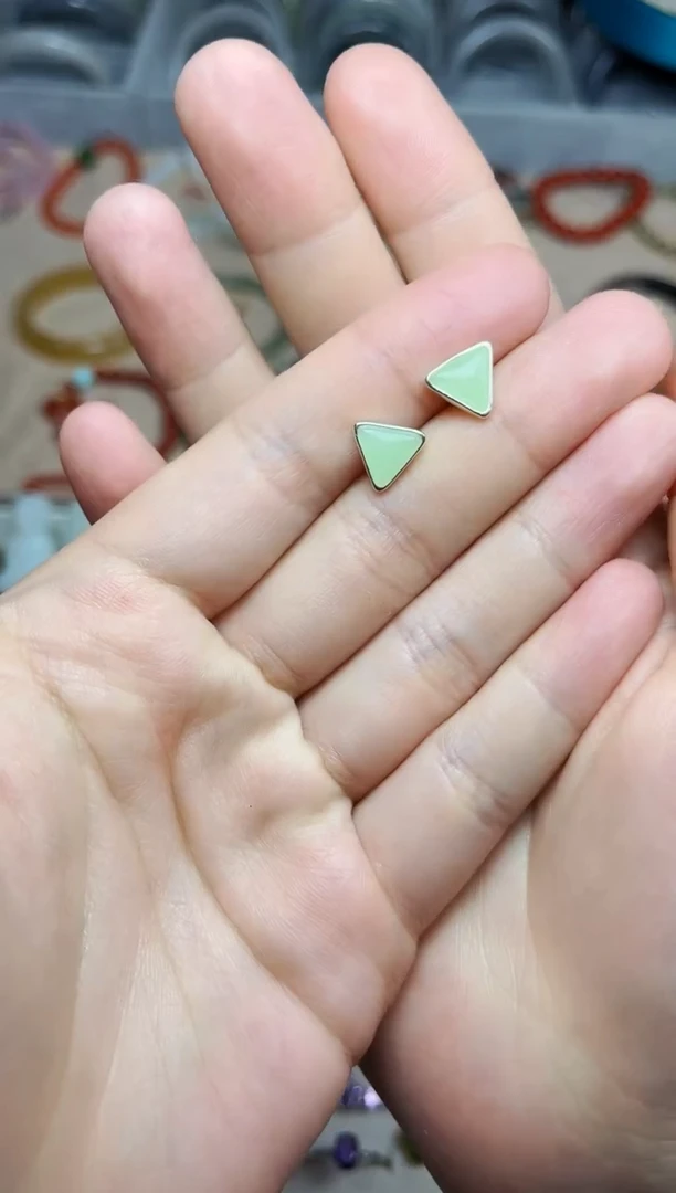 和田玉银S925镶嵌耳饰三角耳钉06