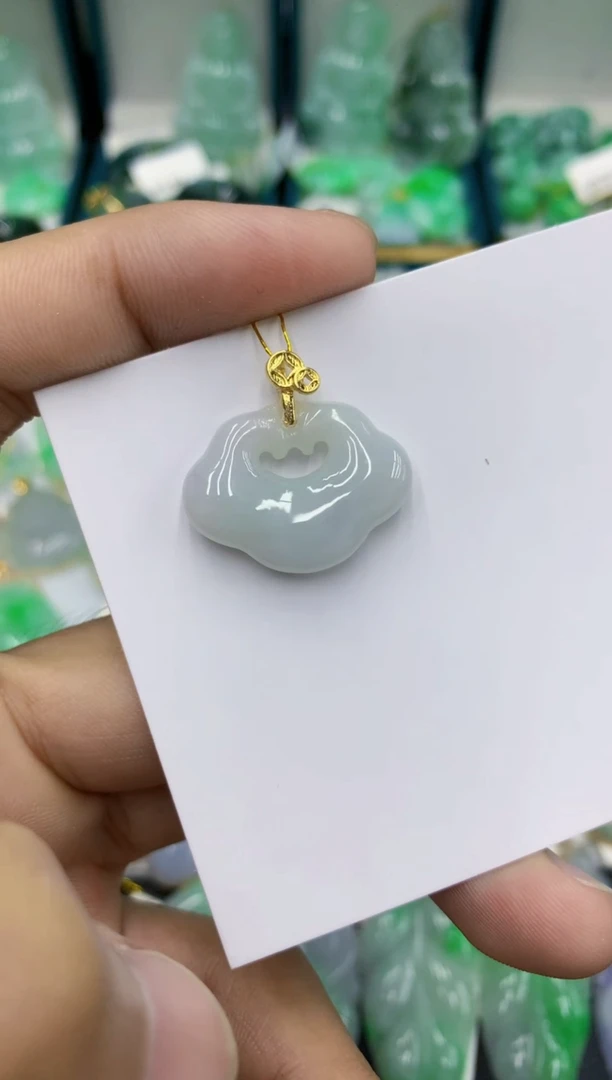 翡翠未镶嵌颈饰1111111111