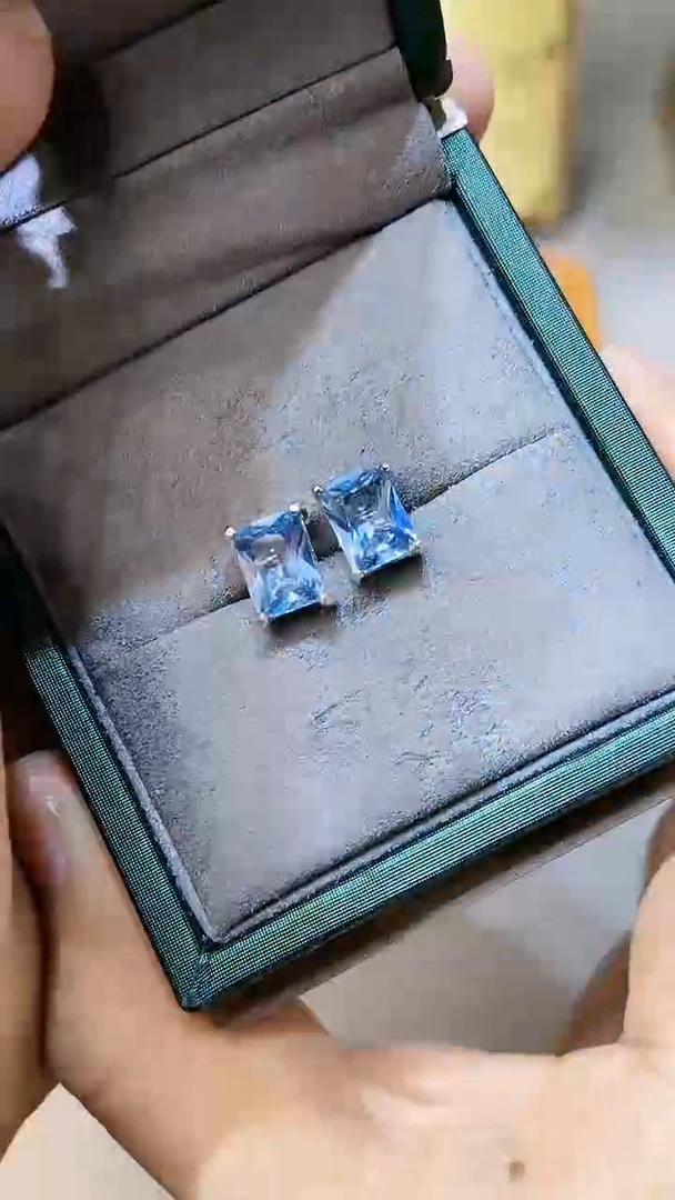 【闪购商品】海蓝宝石耳饰银S925镶嵌1654