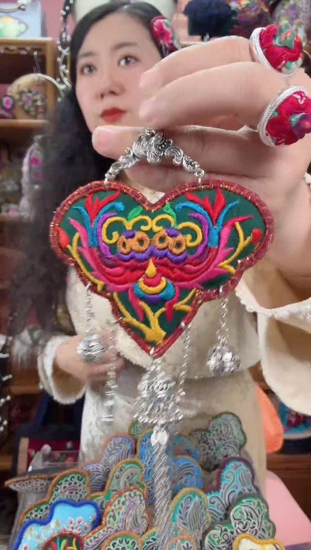 刺绣压襟86甜甜家