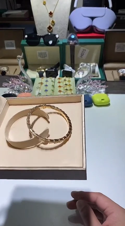 瓷片生活的本意就是开心@@1