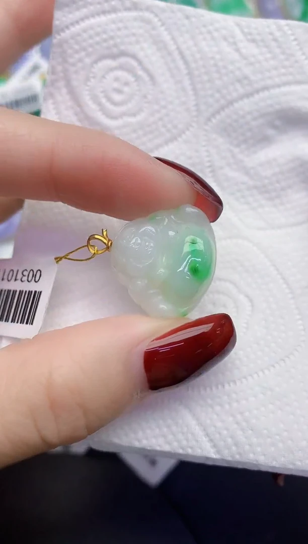 颈饰18K金镶嵌翡翠缅甸天然翡翠A货