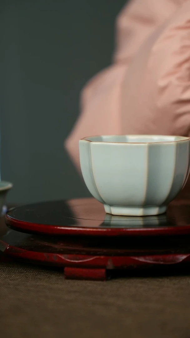 微微瑕 四方葵口杯