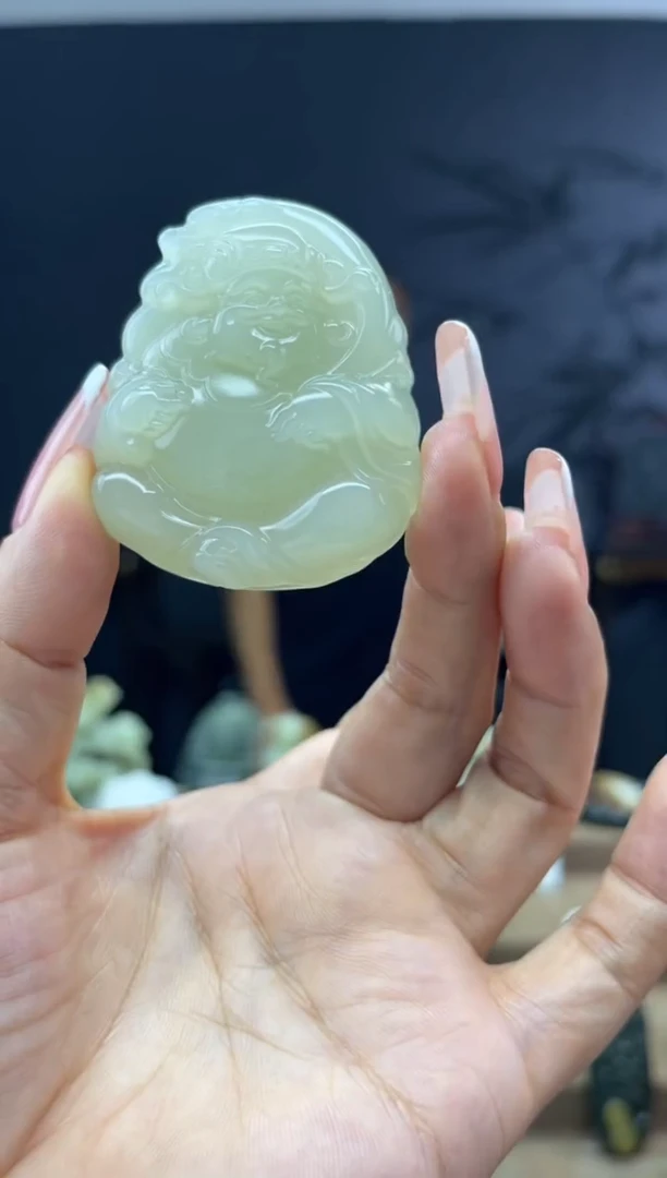 颈饰未镶嵌和田玉1