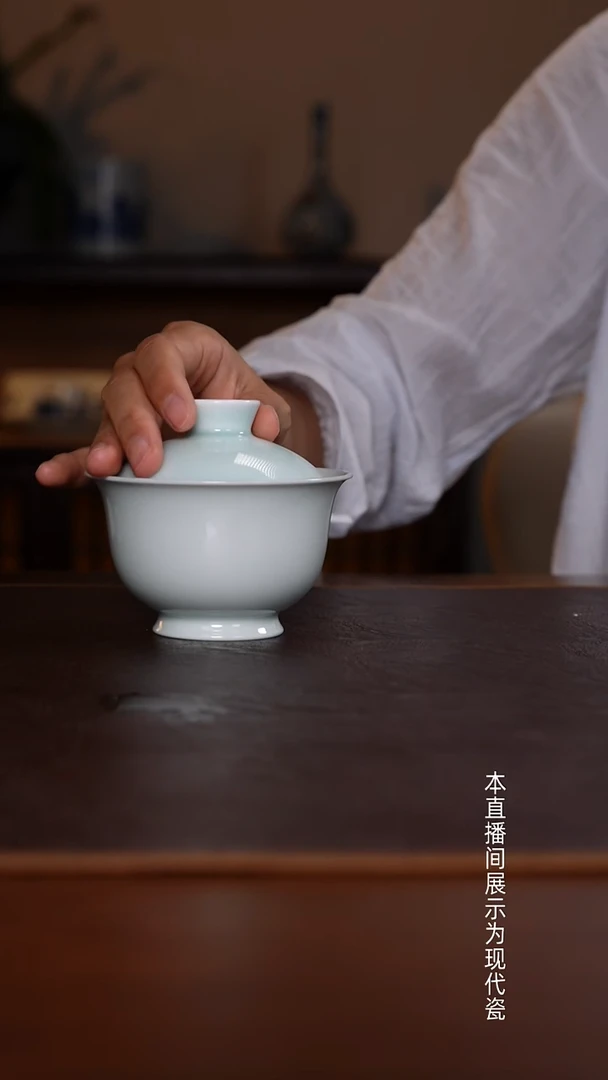 景德镇高温瓷盖碗福利品