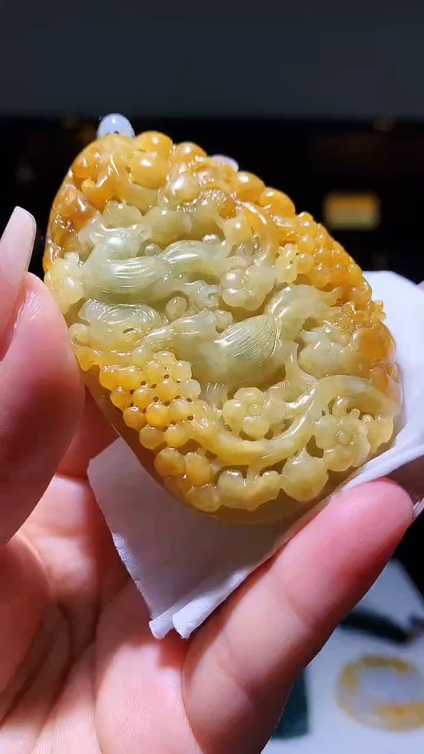 【闪购商品】定制翡翠未镶嵌1057xx-毛货挂件17