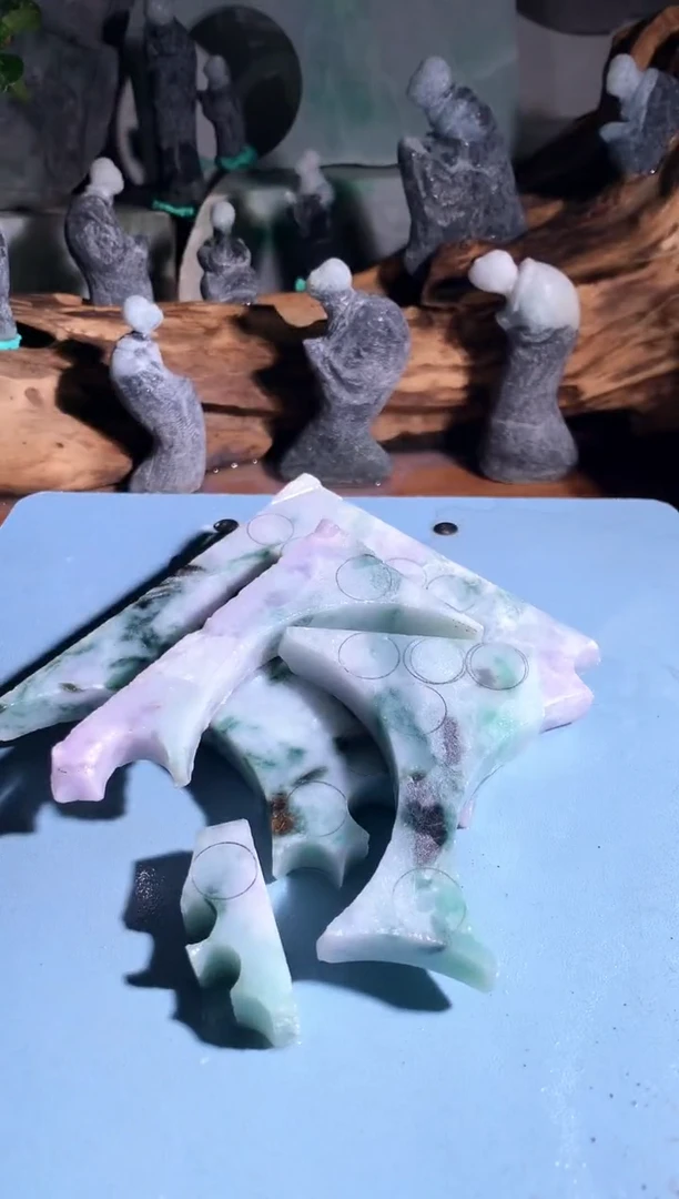 翡翠未镶嵌吊坠(不含链)晚**日E904
