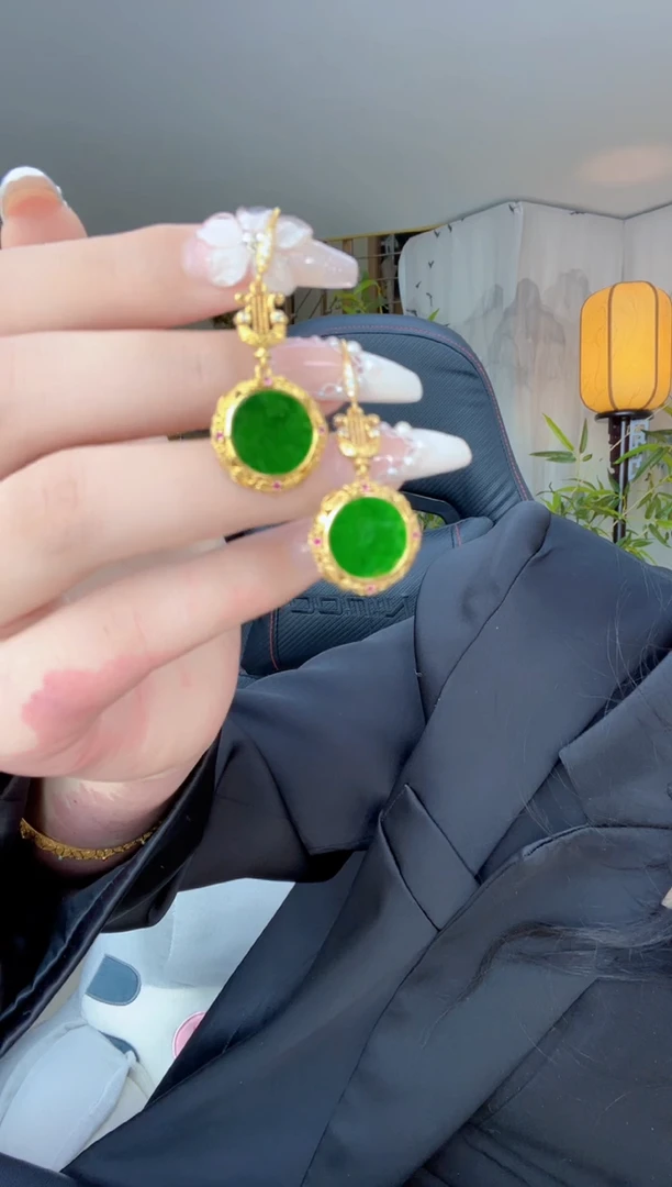 【闪购商品】翡翠耳饰银S925镀金镶嵌天然缅甸翡翠A货耳钩