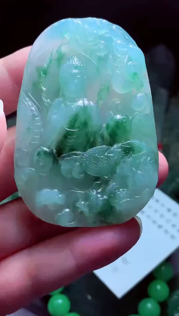 未镶嵌定制翡翠故*?翡翠毛货定制