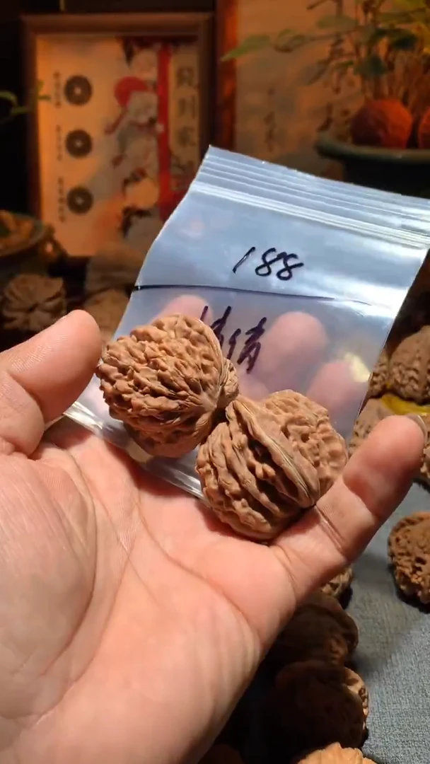 把件桃核情*丰泰文玩  蓟县四座楼  42 尺寸打底不退不换