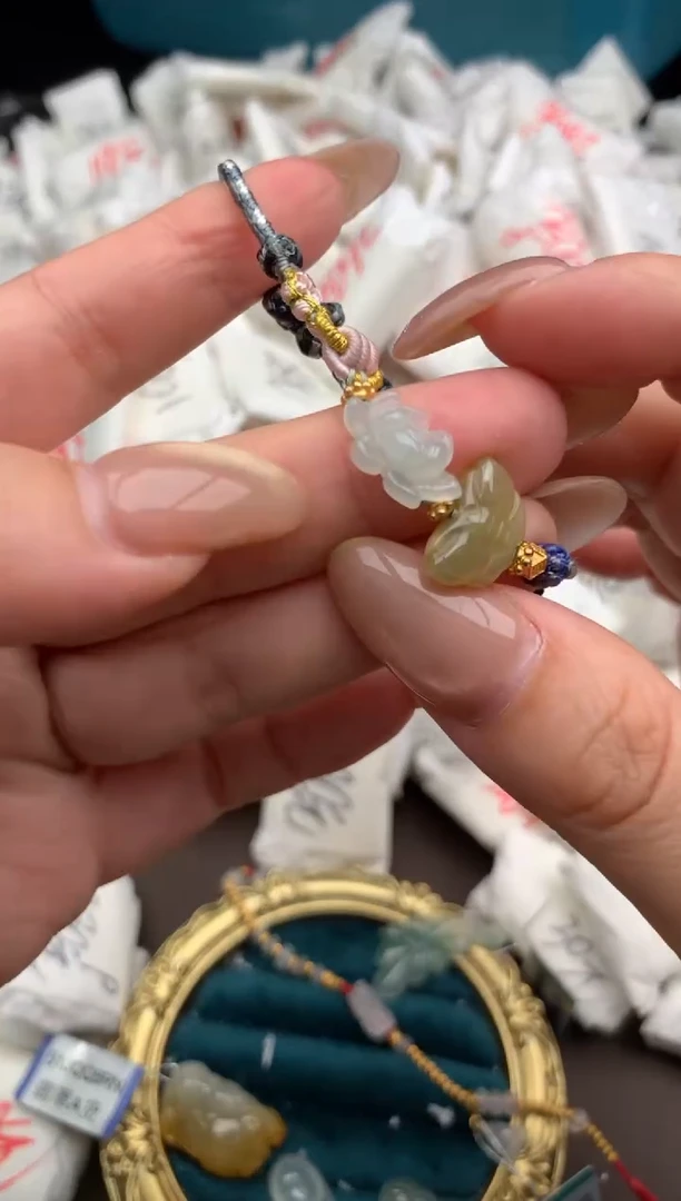 【闪购商品】翡翠手绳未镶嵌 一