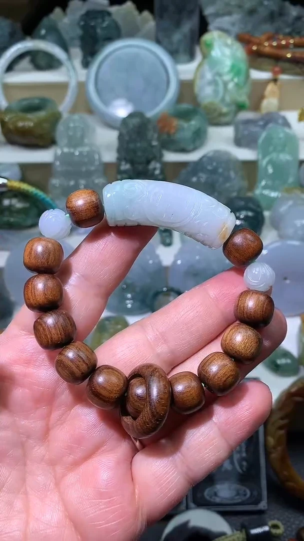 颈饰未镶嵌翡翠弯管手串