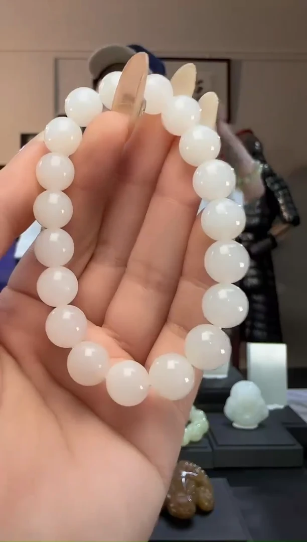 颈饰未镶嵌和田玉白玉圆珠手串