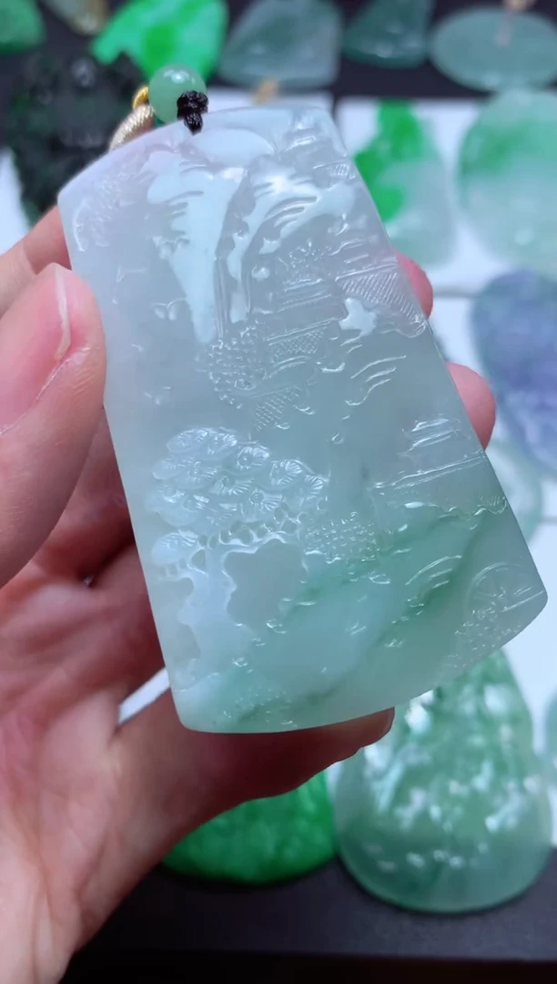 翡翠未镶嵌颈饰天然翡翠