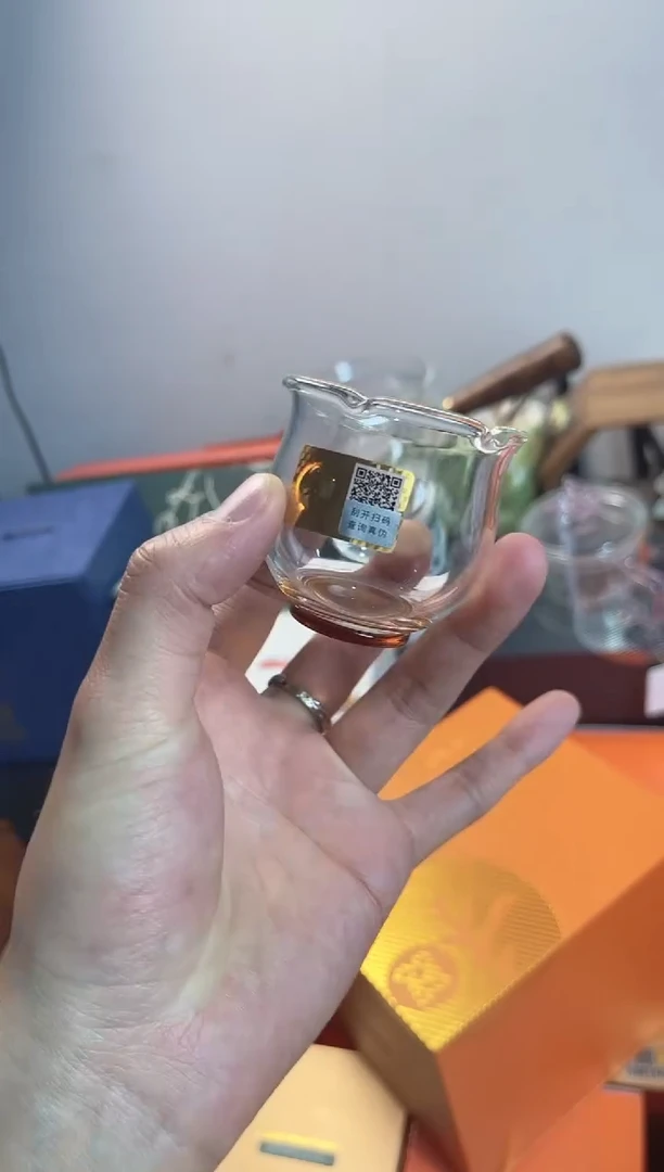 华蕊杯湖绿色，，，，，，