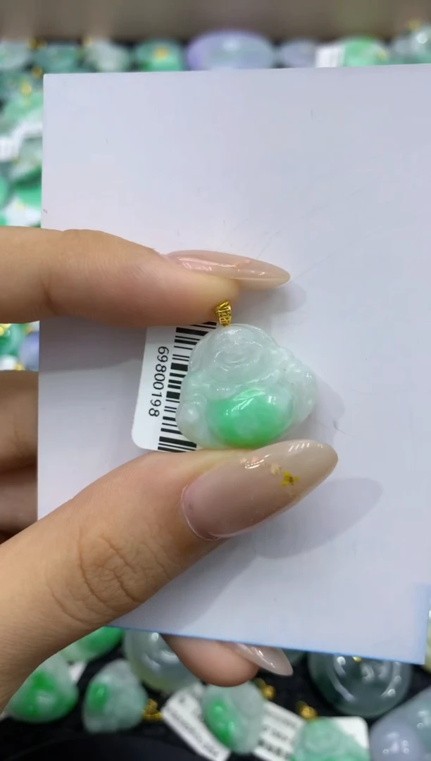 颈饰18K金镶嵌翡翠天然缅甸翡翠A货