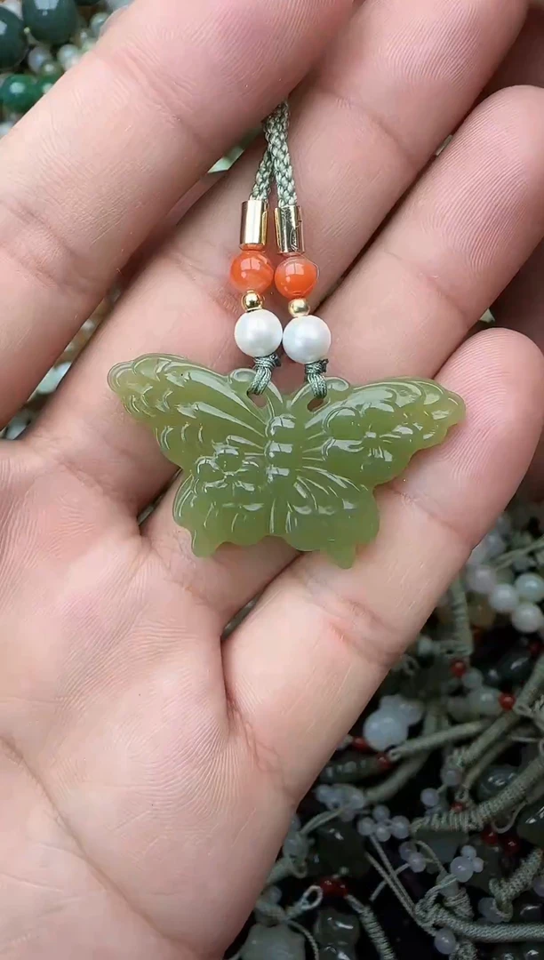 颈饰未镶嵌和田玉拍一发一