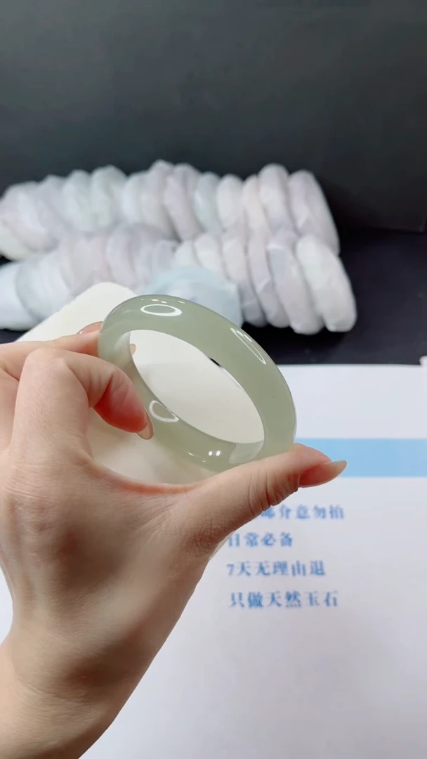未镶嵌手镯石英质玉多样性发货L17