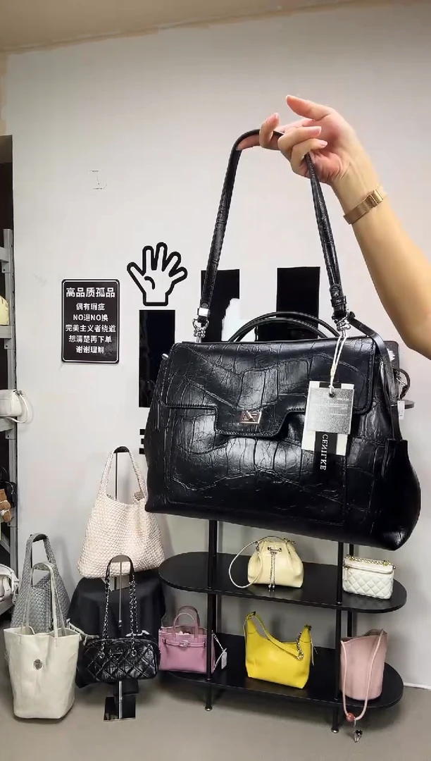 牛皮（革）彩汐轻奢女包编号：45