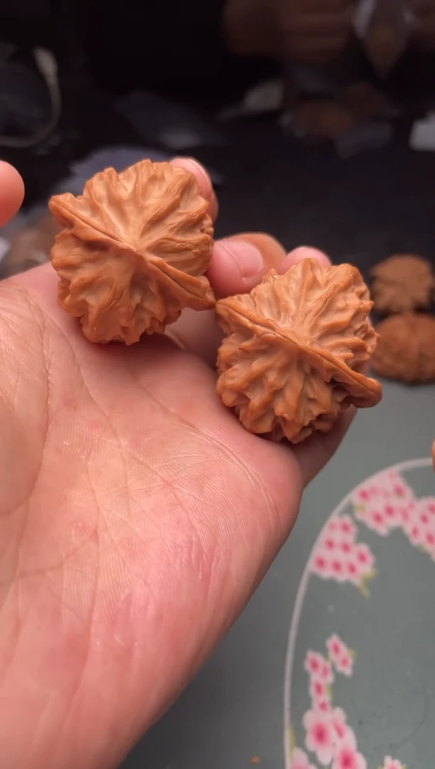 把件文玩核桃a40   龙鳞 39尺