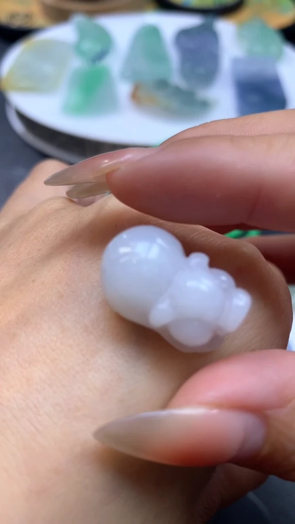 【闪购商品】定制翡翠未镶嵌翡翠