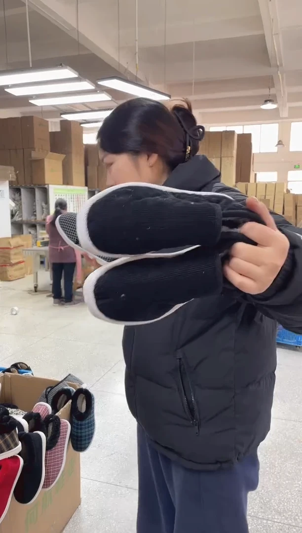 手纳底黑色棉鞋35码