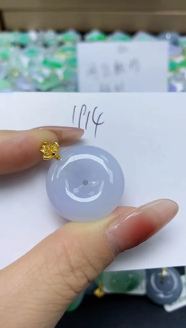 翡翠未镶嵌颈饰 天然缅甸翡翠A货