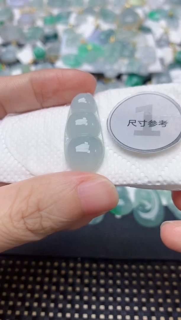 颈饰未镶嵌翡翠天然缅甸A货翡翠