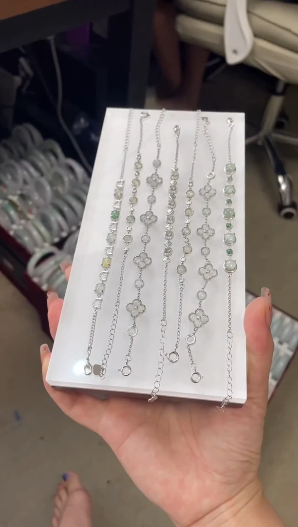 未镶嵌手链翡翠多样性发一