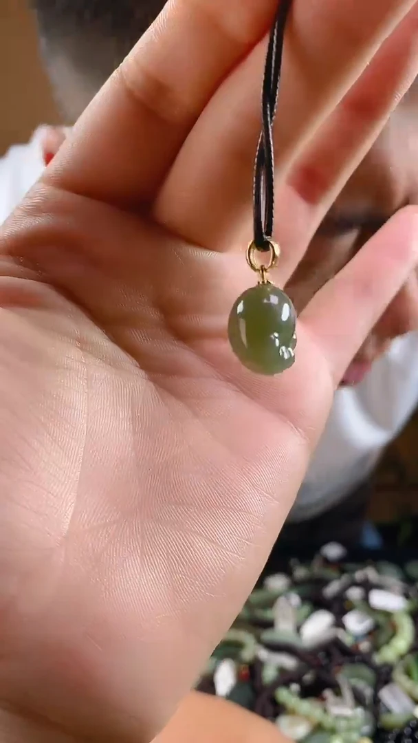 和田玉未镶嵌颈饰多样性发货，拍一发一