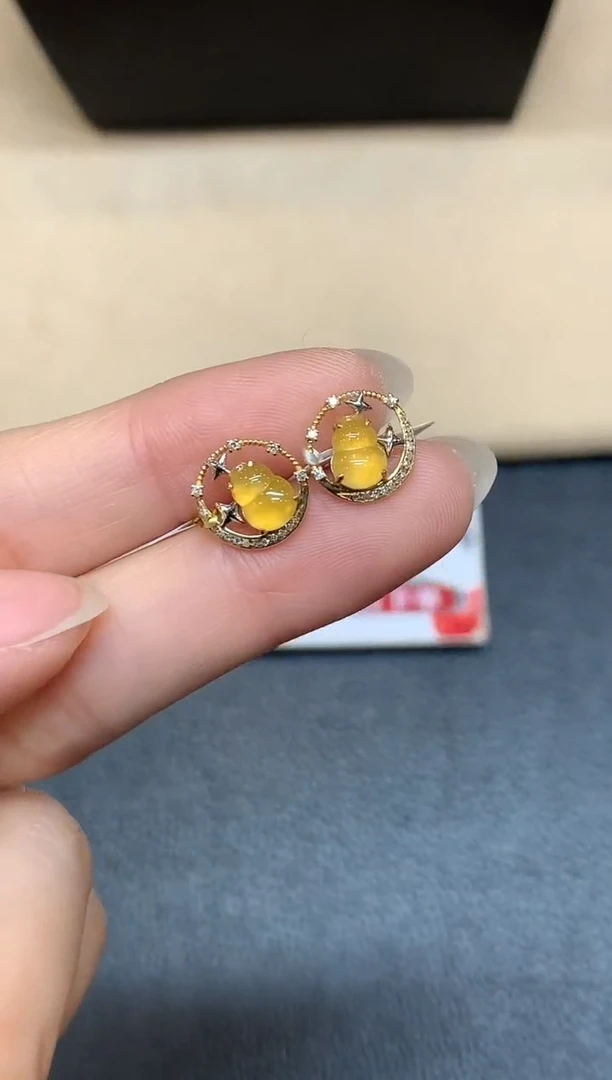 18K金镶嵌翡翠耳饰【无鉴赏期】葫芦【无服务费