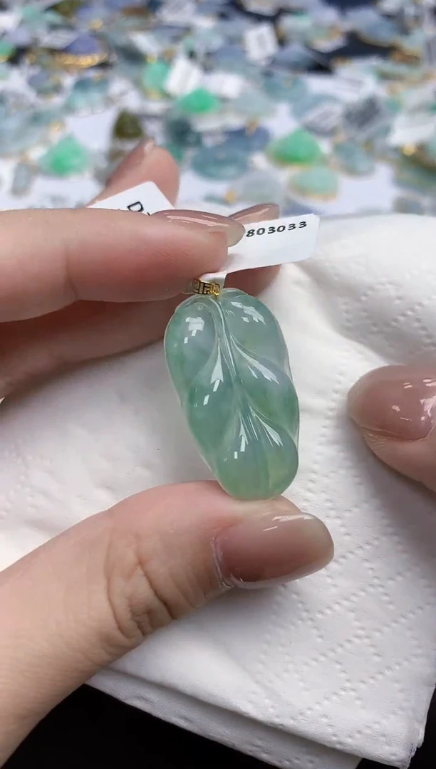 【闪购商品】翡翠颈饰18K金镶嵌天然缅甸翡翠A货