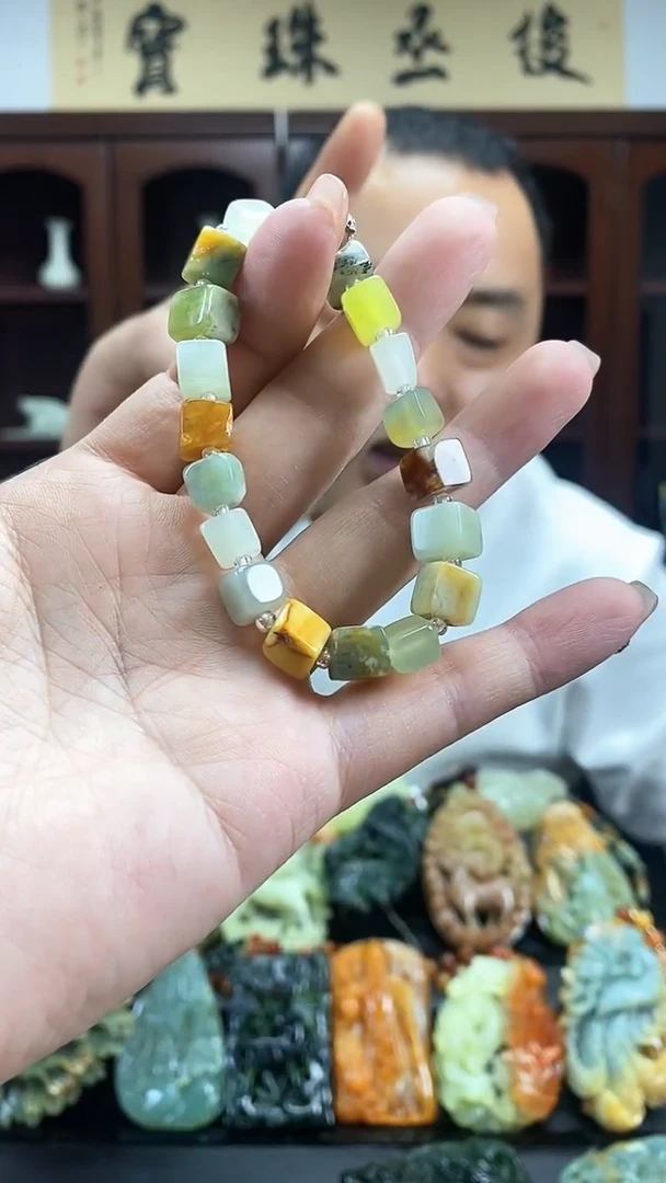 【闪购商品】蛇纹石玉吊坠未镶嵌多样性发货*拍一发二