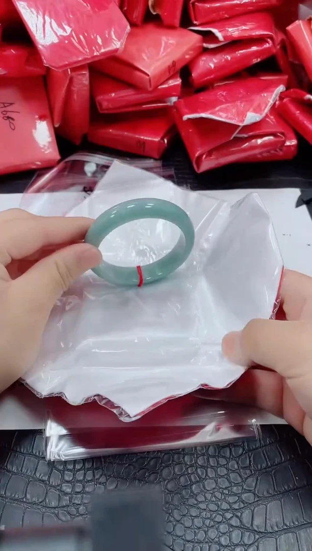 非金属无小哥53号手镯58.3圈口